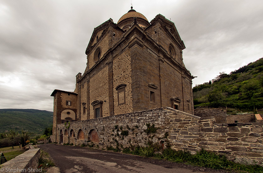 NIKON D200 - 10.5 mm f/2.8